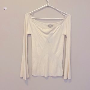 GUESS - Off the shoulder ivory sweater top - NEW WITH TAGS
